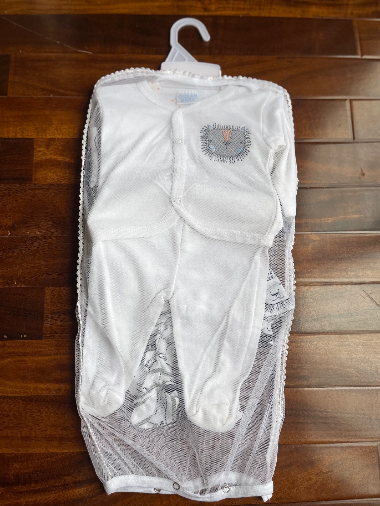 8-Piece Newborn Starter Set (0β3 Months)
