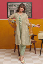Girls formal clothes