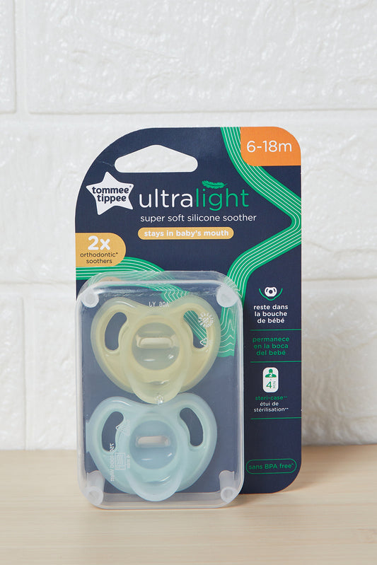 Tomme Tippee Baby Assorted Ultra Light Soothers (2 Piece)