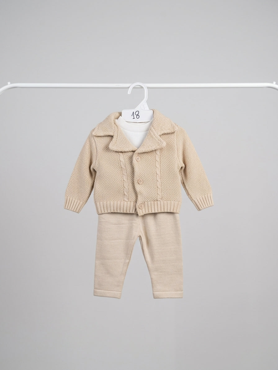 Newborn Baby Suit Secondary image