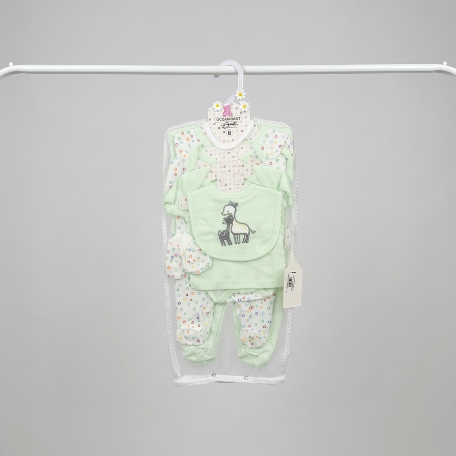 8-Piece Newborn Starter Set