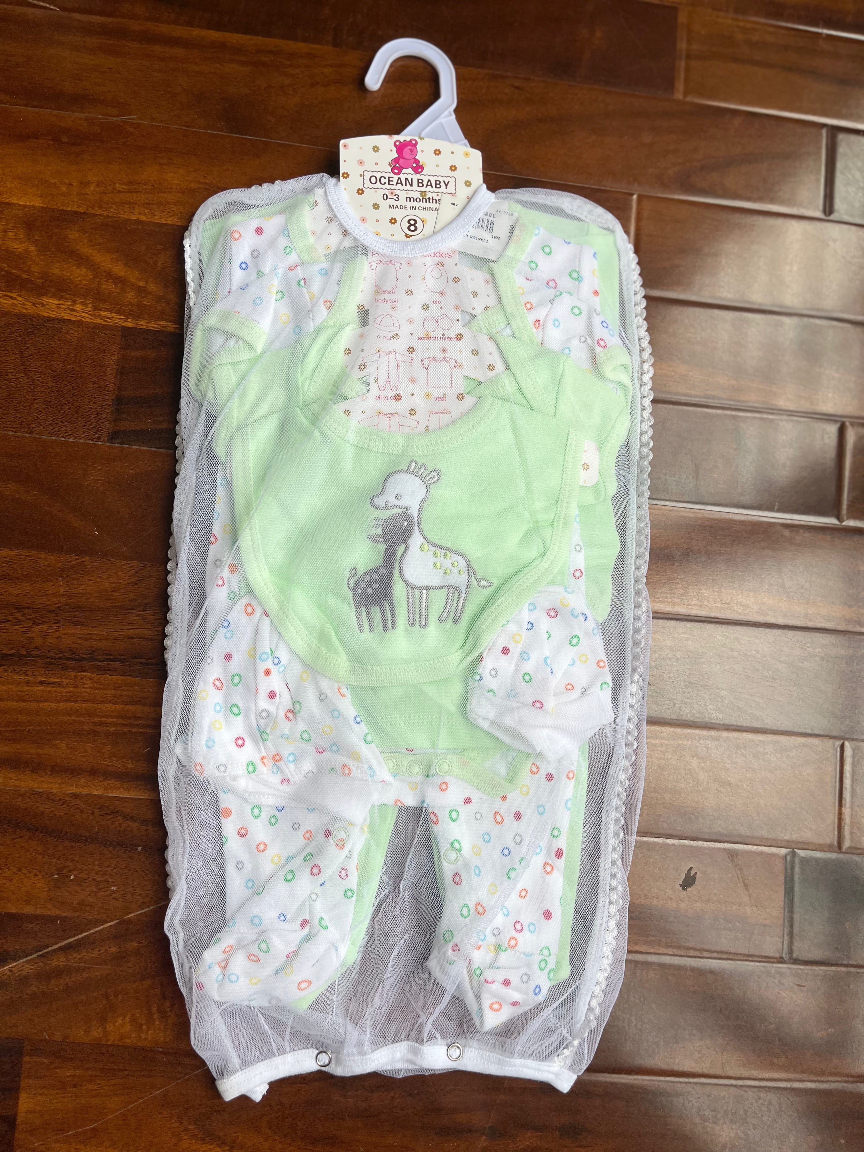 8-Piece Newborn Starter Set (3-6 Months)