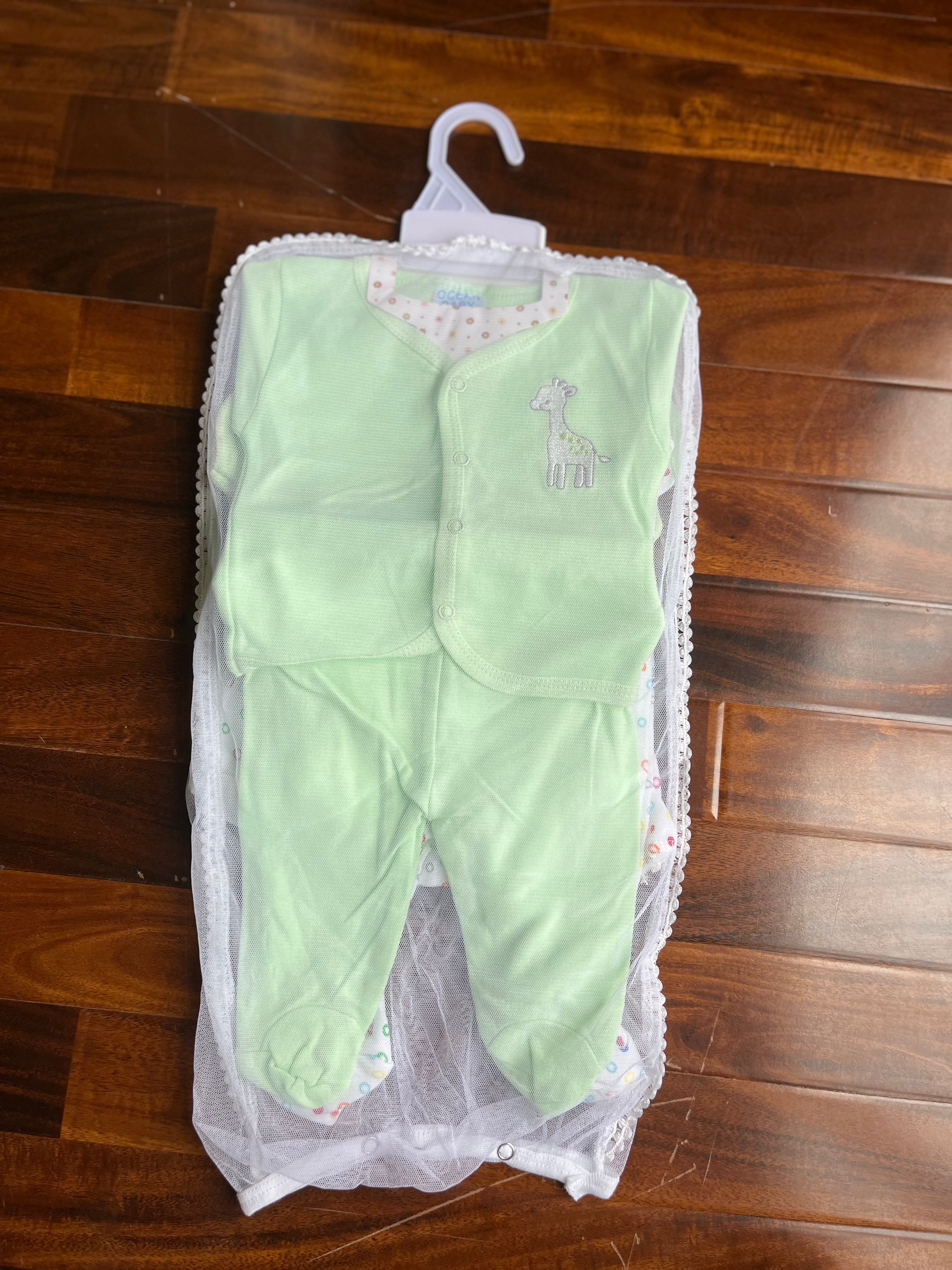 8-Piece Newborn Starter Set (3-6 Months)