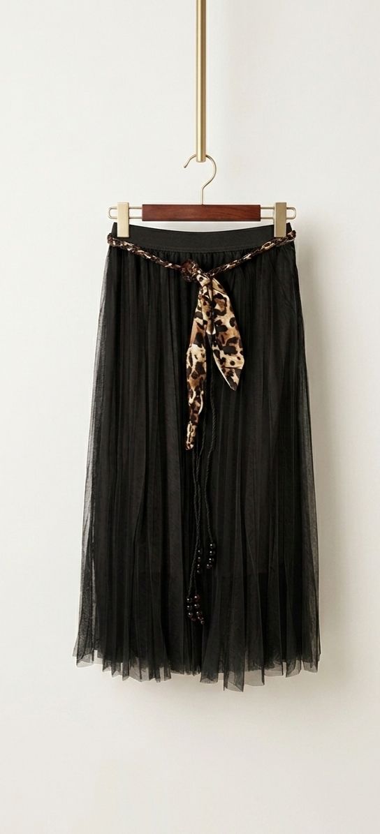 Pleated  Skirt Secondary image