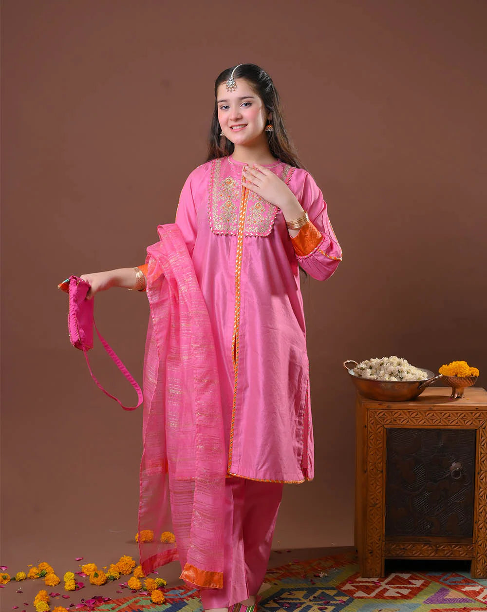 Girls formal clothes